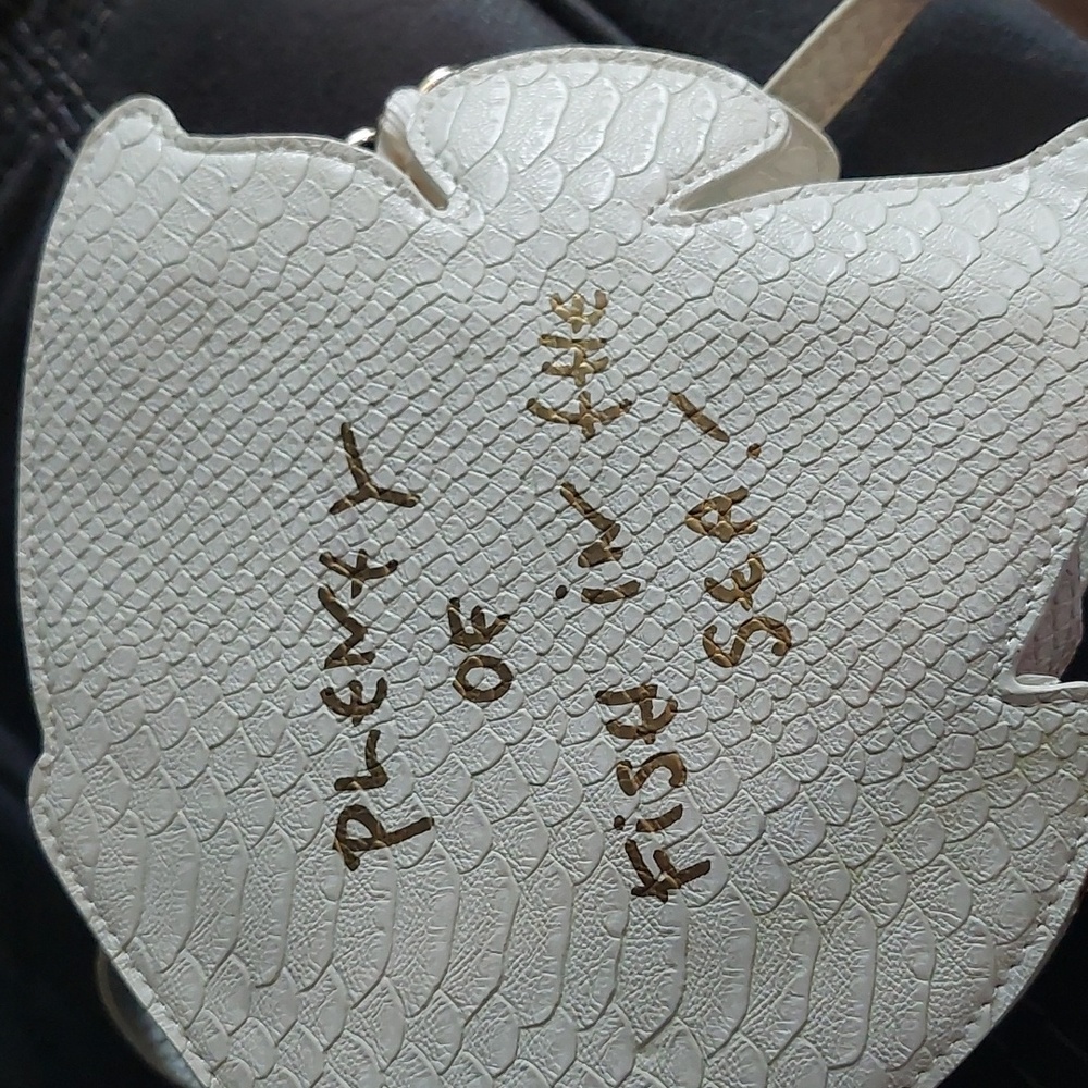 Betsey Johnson White Fish Crossbody Bag with Teal and Red Accents - Picture 3 of 5